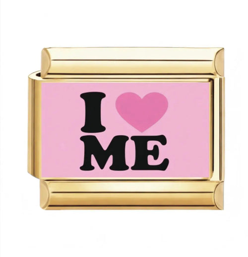 Charm I Love Me Rose, maillon carré doré avec fond émaillé rose et inscription I Love Me en noir, acier inoxydable, bracelet charm italien
