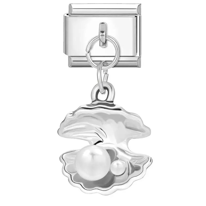 Coquillage argenté avec perle Le charm italien