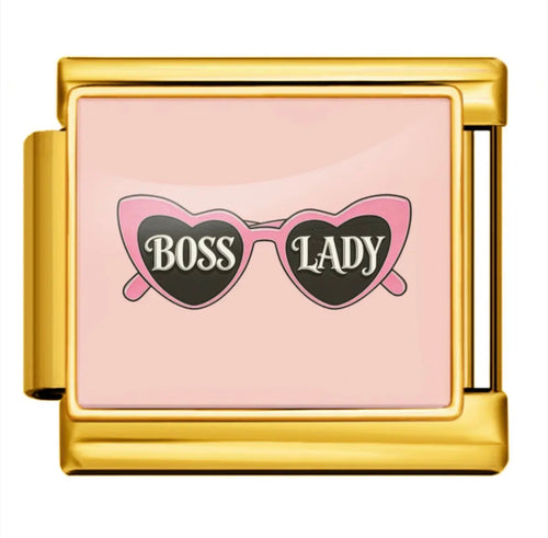 Charm Boss Lady Rose, maillon acier inoxydable doré fond rose avec lunettes de soleil cœur et inscription BOSS LADY, bracelet charm italien
