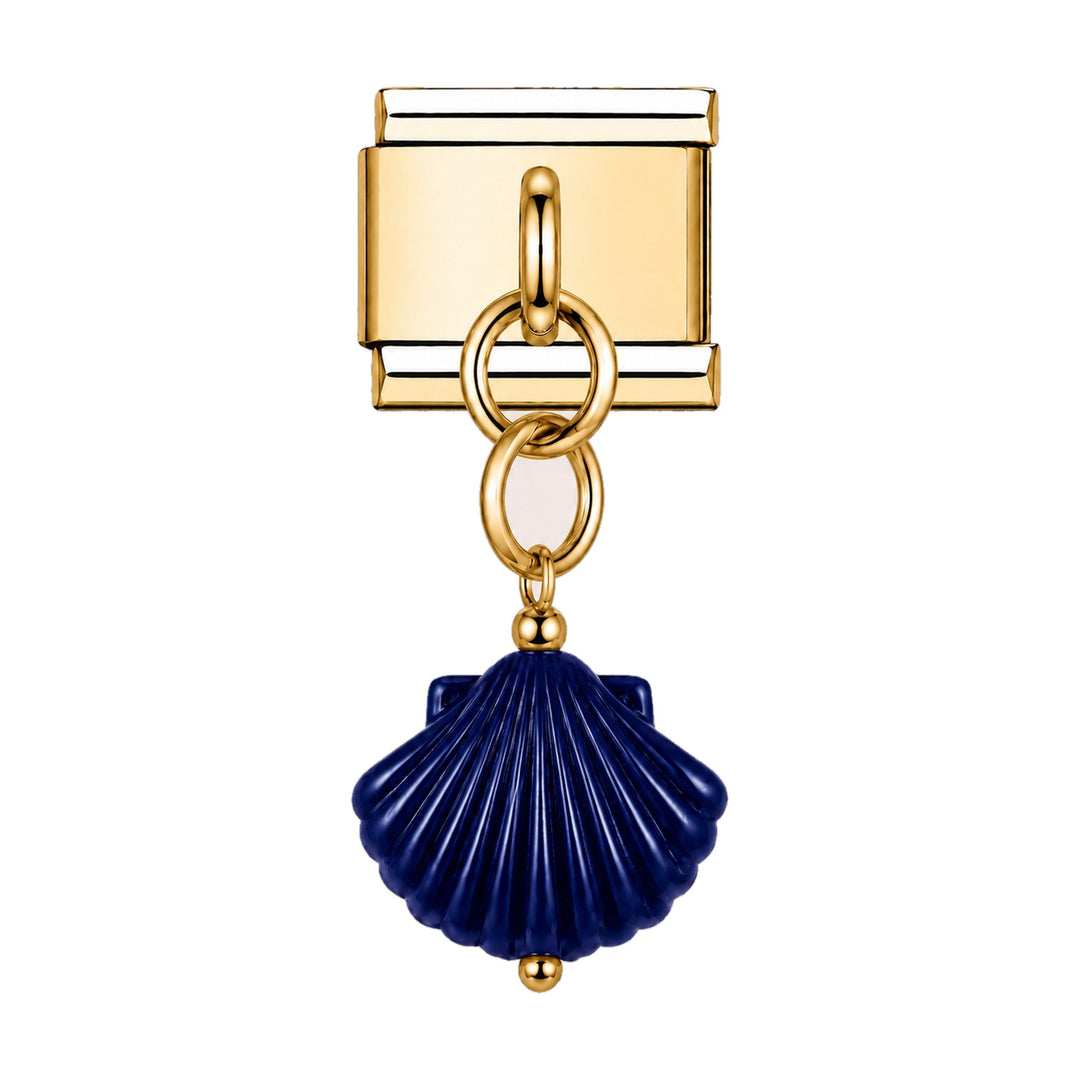 Pendentif coquillage en céramique émaillée bleu marine suspendu sous un maillon doré, bracelet charm italien