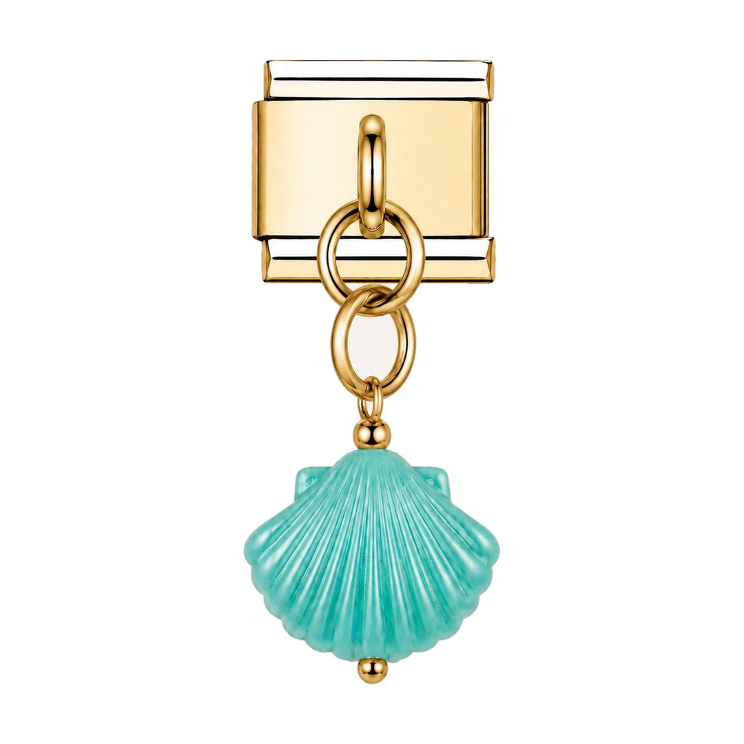 Pendentif coquillage en céramique émaillée turquoise suspendu sous un maillon doré, bracelet charm italien